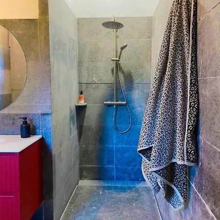Heated Swimming Pool Jacuzzi Apartamento